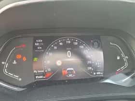 Renault Captur (2021) thumbnail 4