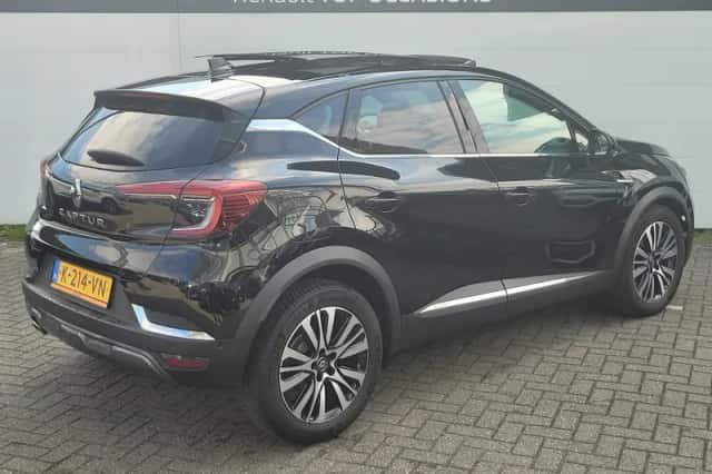 Renault Captur (2021) thumbnail 2