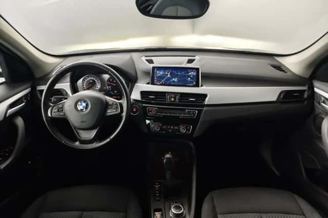 BMW X1 (2021) thumbnail 3