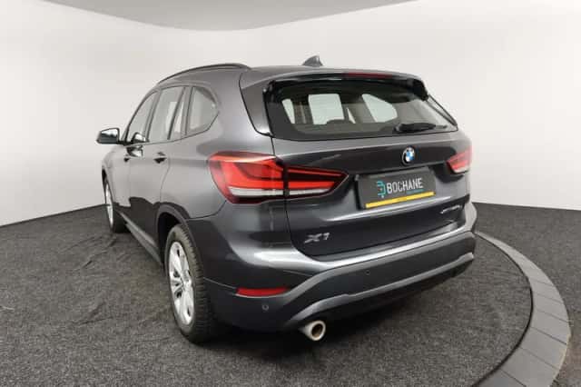 BMW X1 (2021) thumbnail 6