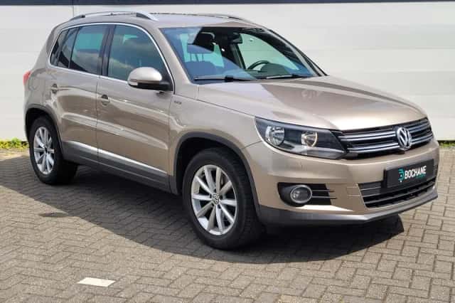 Volkswagen Tiguan (2015) thumbnail 5