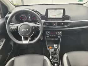 Kia Picanto (2023) thumbnail 3