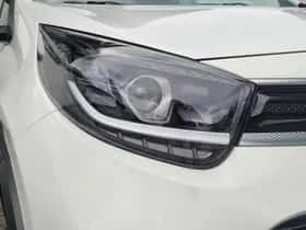 Kia Picanto (2023) thumbnail 24