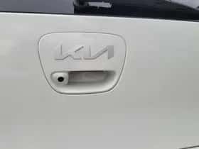 Kia Picanto (2023) thumbnail 31
