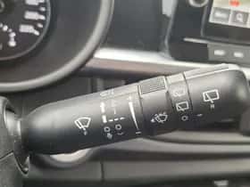 Kia Picanto (2023) thumbnail 37