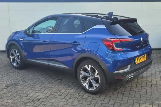 Renault Captur (2022) thumbnail 6