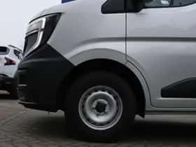 Renault Master (2024) thumbnail 38