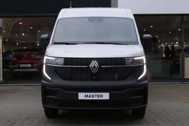 Renault Master (2024) thumbnail 6