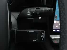 Renault Mégane E-Tech (2025) thumbnail 24