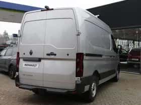 Renault Master (2024) thumbnail 2