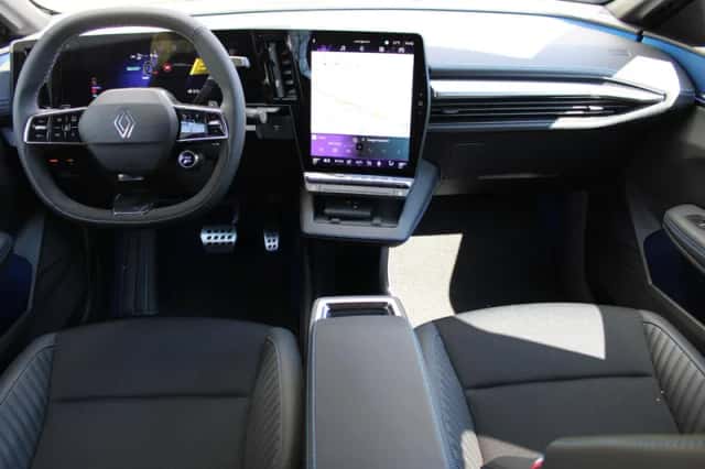 Renault Mégane E-Tech (2026) thumbnail 3