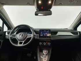 Renault Captur (2021) thumbnail 3