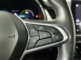 Renault Captur (2021) thumbnail 24