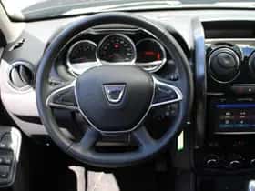 Dacia Duster (2017) thumbnail 25