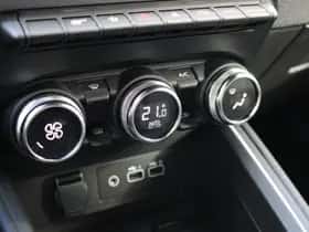 Renault Clio (2024) thumbnail 12