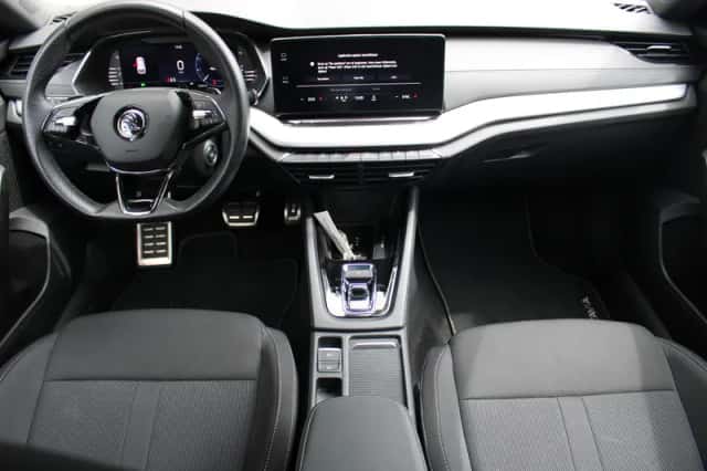 Škoda Octavia (2022) thumbnail 3