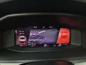 CUPRA Leon (2022) thumbnail 4