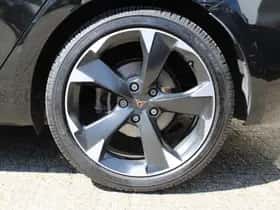 CUPRA Leon (2022) thumbnail 35