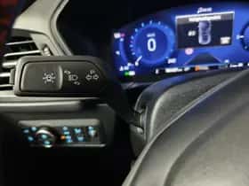 Ford Kuga (2024) thumbnail 21