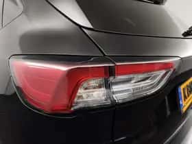 Ford Kuga (2024) thumbnail 39
