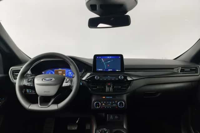 Ford Kuga (2024) thumbnail 3