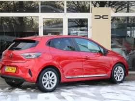 Renault Clio (2024) thumbnail 2