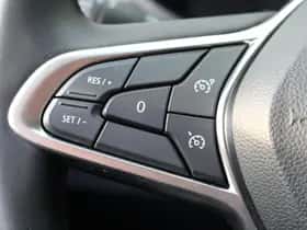 Renault Clio (2024) thumbnail 17