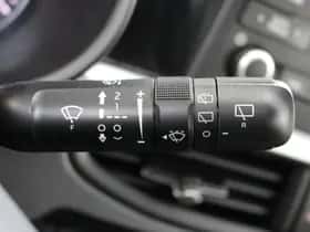 Kia Picanto (2023) thumbnail 17
