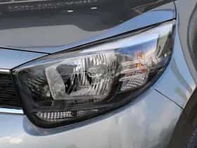 Kia Picanto (2023) thumbnail 24