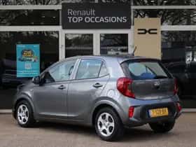 Kia Picanto (2023) thumbnail 6