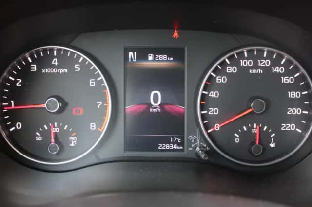 Kia Picanto (2023) thumbnail 4