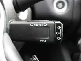 Renault Captur (2020) thumbnail 24