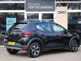 Dacia Sandero Stepway (2021) thumbnail 2