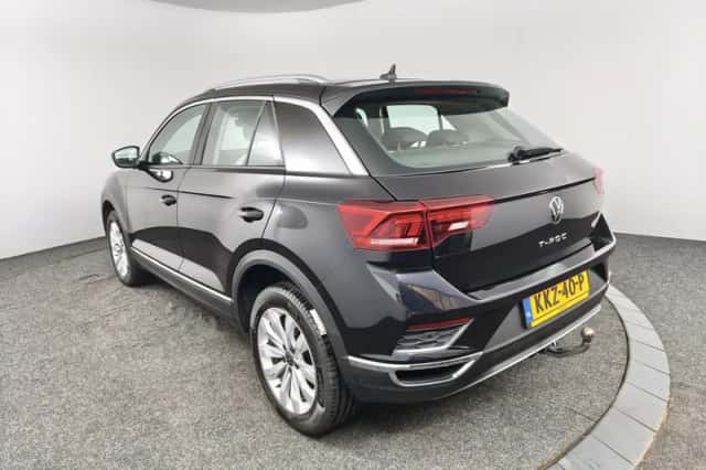 Volkswagen T-Roc (2022) thumbnail 6