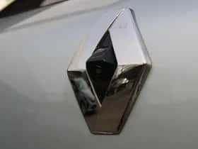 Renault Captur (2023) thumbnail 23