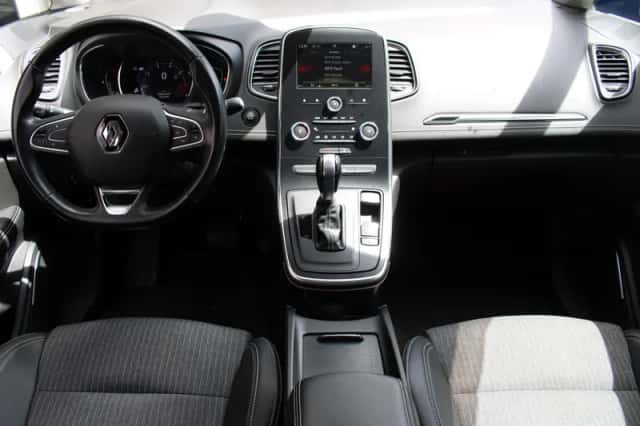 Renault Scénic (2021) thumbnail 3