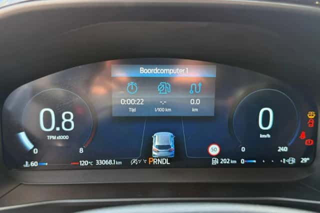 Ford Focus (2024) thumbnail 4