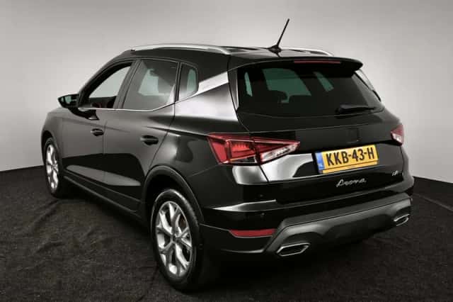 SEAT Arona (2025) thumbnail 6