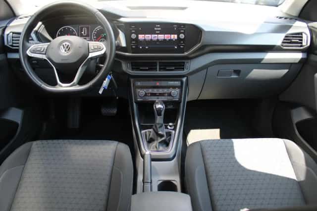 Volkswagen T-Cross (2019) thumbnail 3