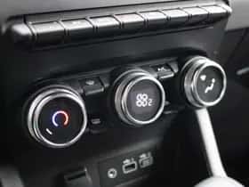 Renault Clio (2023) thumbnail 13