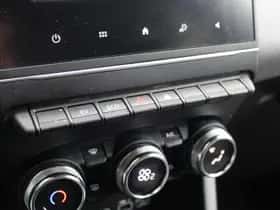 Renault Clio (2023) thumbnail 25