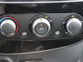 Renault Clio (2017) thumbnail 14