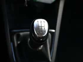 Renault Clio (2017) thumbnail 22