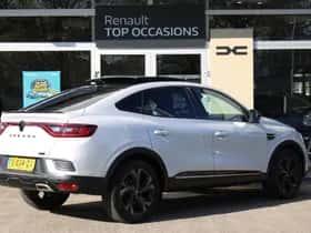 Renault Arkana (2023) thumbnail 2