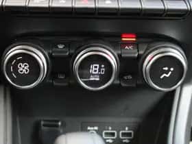 Renault Captur (2023) thumbnail 14