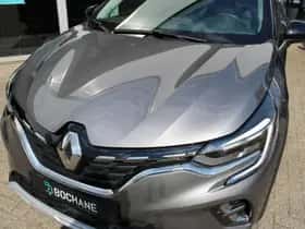Renault Captur (2023) thumbnail 25