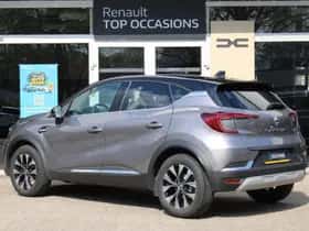 Renault Captur (2023) thumbnail 5
