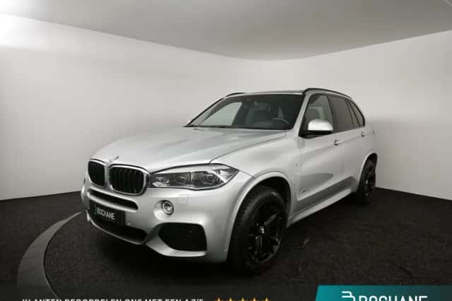 BMW X5 (2018) thumbnail 1