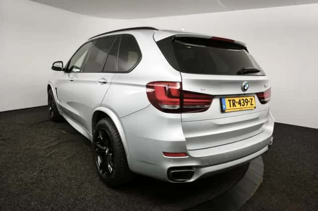 BMW X5 (2018) thumbnail 6