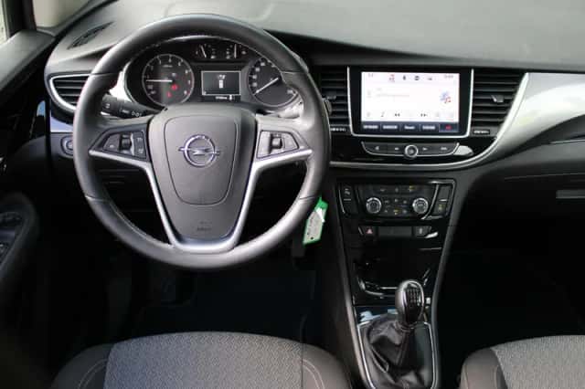 Opel Mokka (2017) thumbnail 3